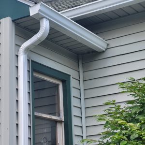 gutter and siding instalation (50)